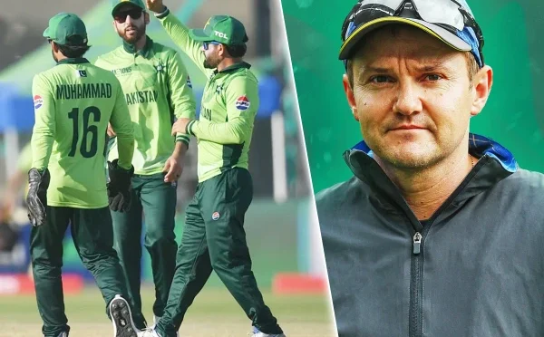 ہیڈکوچ نے جدید کرکٹ کی امید لگا لی مگر کھلاڑی کیا کیتے ہیں؟