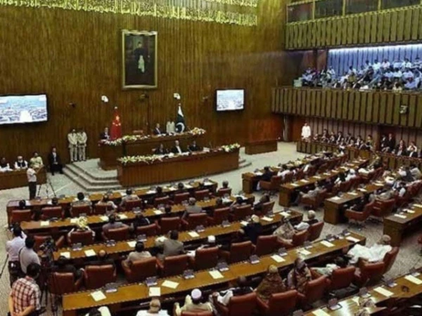 خراجِ تحسین سینیٹ میں پاک فوج کے لیے یکجہتی قرارداد منظور