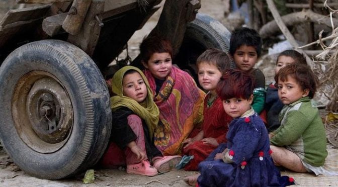پاکستان کی 44.7٪ آبادی غربت میں مبتلا — عالمی بینک