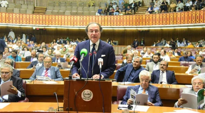 آج 18 ہزار ارب روپے کا بجٹ قومی اسمبلی میں پیش ہو گا
