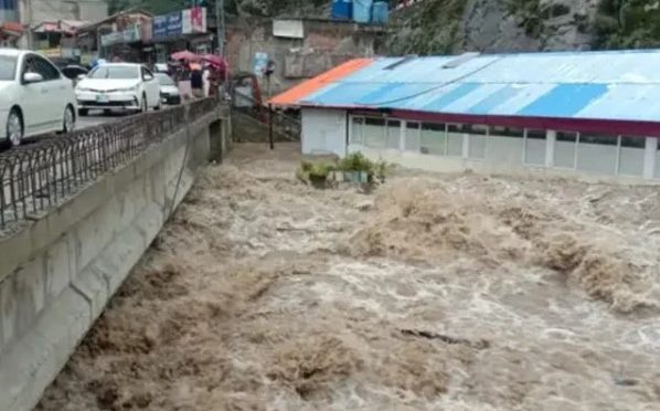 خیبرپختونخوا میں مزید بارشوں اور ممکنہ سیلاب کا خدشہ، پی ڈی ایم اے کا الرٹ جاری
