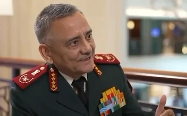 بھارتی سیاست میں ہلچل: سی ڈی ایس کے بیان پر خصوصی اجلاس کا مطالبہ