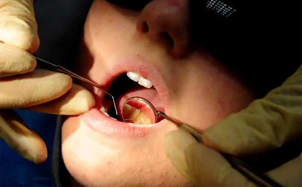 جعلی کلینک کے ذریعے لاکھوں ڈالر کمانے والا خاندان گرفتار