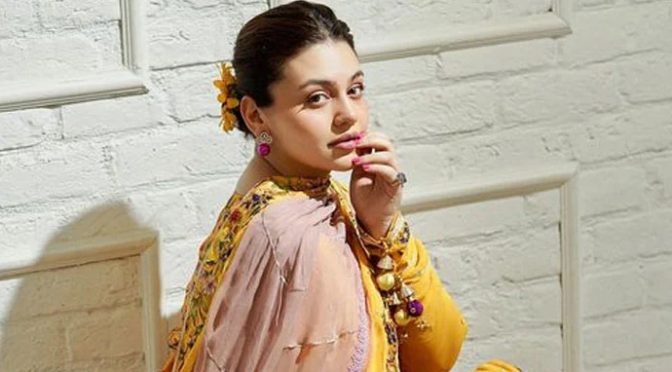 زارا نور عباس کی سوات کے سیلاب متاثرین کیلئےاظہار افسوس  و  دعا