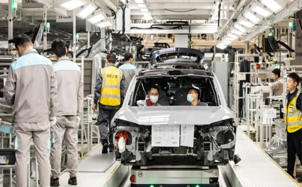 چینی کمپنی کا پنجاب میں الیکٹرک گاڑیوں کا پلانٹ لگانے کا اعلان