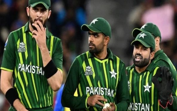 قومی کھلاڑیوں کے غیر ملکی لیگز کھیلنے کے این او سی معطل