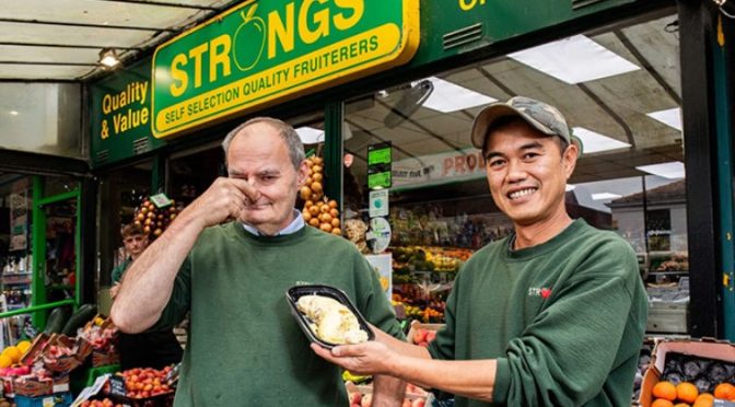 ایک پھل کی بدبو نے برطانیہ کے ایک قصبے میں ایمرجنسی صورتحال پیدا کر دی