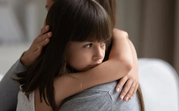 بچوں کے بال ان کی ذہنی صحت کے بارے میں بہت کچھ بتا سکتے ہیں