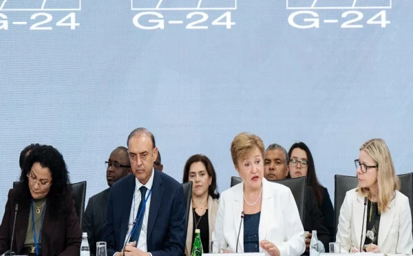 پاکستان میں مجموعی معاشی استحکام آگیا، گورنر اسٹیٹ بینک کی عالمی سرمایہ کاروں سے ملاقات