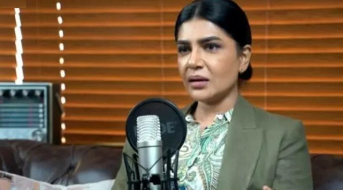 وزیراعظم بننا عمران خان کی سب سے بڑی غلطی تھی: عفت عمر