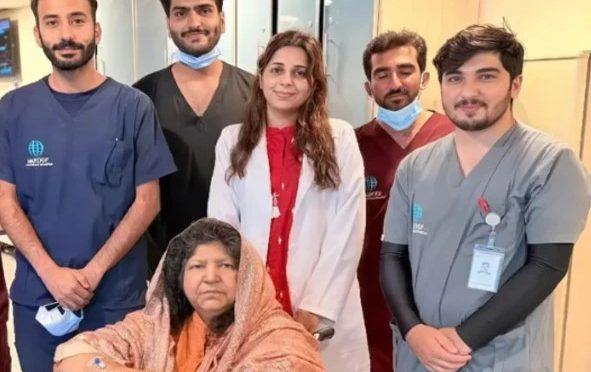 عابدہ پروین اسپتال منتقل، گلوکارہ کی حالت کیسی ہے؟