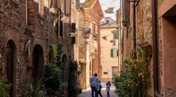 وہ یورپی خطہ جو وہاں رہائش اختیار کرنے والے افراد کو لاکھوں روپے دے گا