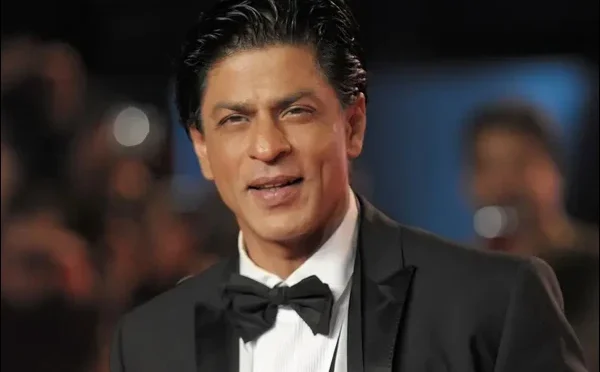 شاہ رخ خان کا نبی کریم کی سنت اور دسترخوان پر کھانے کا بیان؛ ویڈیو وائرل