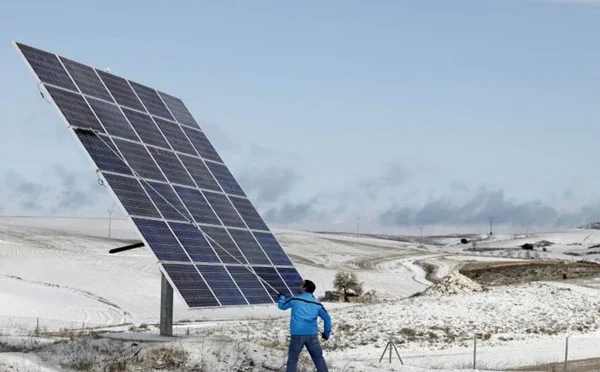 شمسی توانائی یورپی یونین میں بجلی کا مرکزی ذریعہ بن گئی: رپورٹ