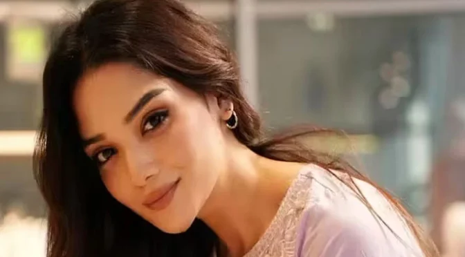 رومیسہ خان کو ماضی میں اپنے ہی طالبعلم کی جانب سے شادی کی پیشکش