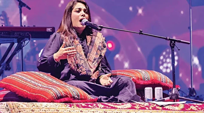 صنم ماروی کنسرٹ کا کتنا معاوضہ لیتی ہیں؟