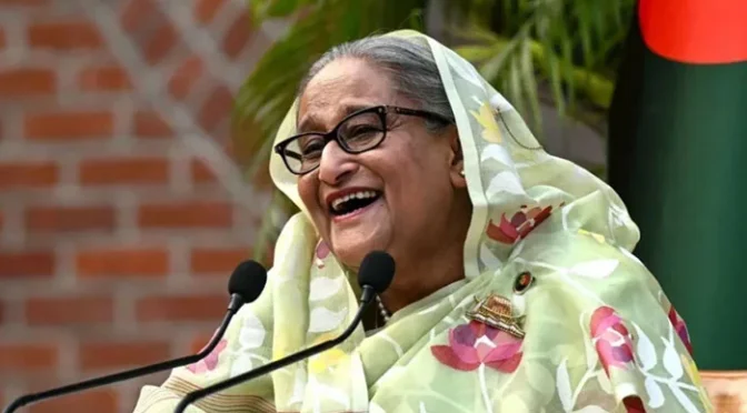 بنگلادیش: شیخ حسینہ کے حامی اساتذہ کو فوری ہٹانے کا مطالبہ