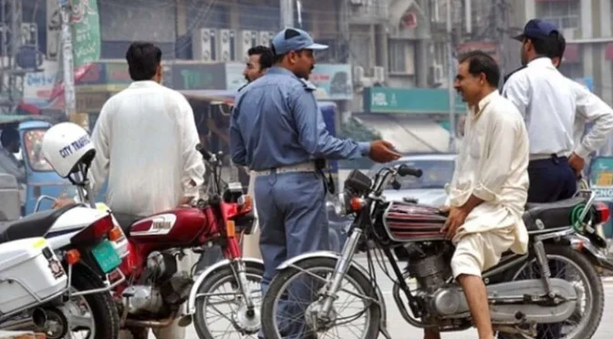 پنجاب، ٹریفک قوانین کی خلاف ورزی پر بھاری جرمانہ