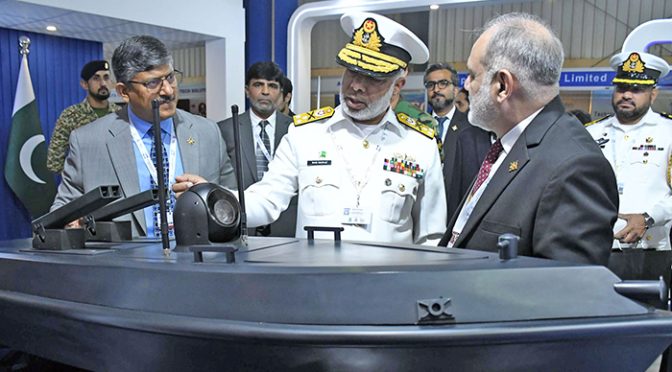 بھارتی مشقوں سے آگاہ، ہر صورتحال کے لیے تیار ہیں: وائس ایڈمرل راجا رب نواز