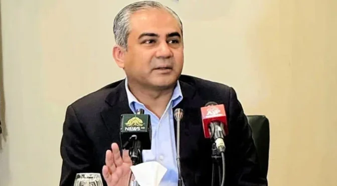 بیرون ملک باتیں کرنے والوں کو جلد واپس لائیں گے، محسن نقوی