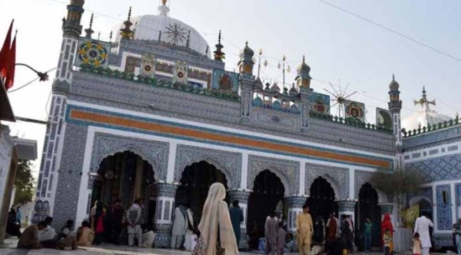 درگاہ شاہ عبدالطیف بھٹائی پر چوری کی واردات، چورگیٹ توڑ کر چاندی لے اڑے