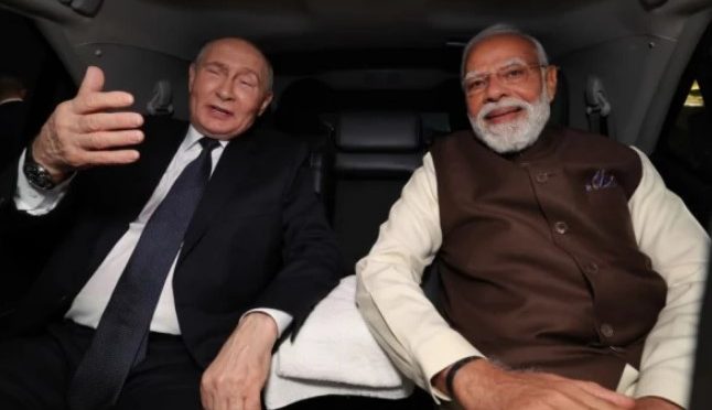 پیوٹن کا انڈیا میں تاریخی استقبال، بھارت کے روسی تیل خریدنے پر امریکی دباؤ کو کھلا چیلنج دے دیا