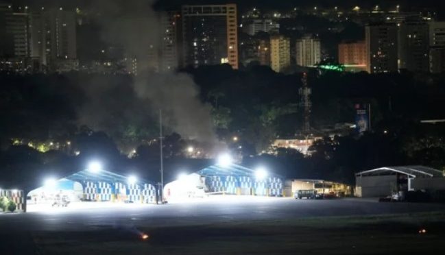 امریکی فوج نے وینزویلا کے دارالحکومت سمیت مختلف مقامات پر حملہ کردیا