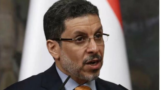 یمن میں سیاسی ہلچل، وزیر اعظم احمد عواد بن مبارک مستعفی