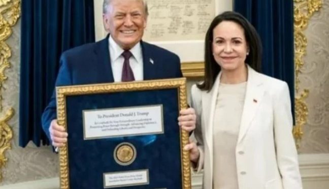 امریکی صدر ٹرمپ کی بڑی خواہش پوری، نوبیل انعام وائٹ ہاؤس پہنچ گیا
