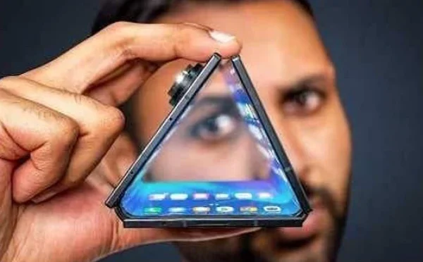 گرگٹ سے بھی تیز تر رنگ بدلنے والے موبائل کی چھپر پھاڑ مقبولیت