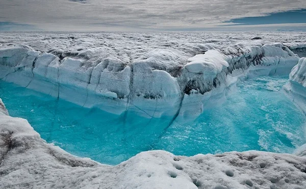 گرین لینڈ کی برف تیزی سے پگھلنے لگی، دنیا بھر کے ساحلی علاقوں کو الرٹ جاری