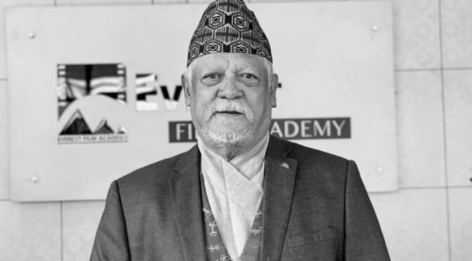 نیپال کے معروف اداکار سنیل تھاپا انتقال کرگئے