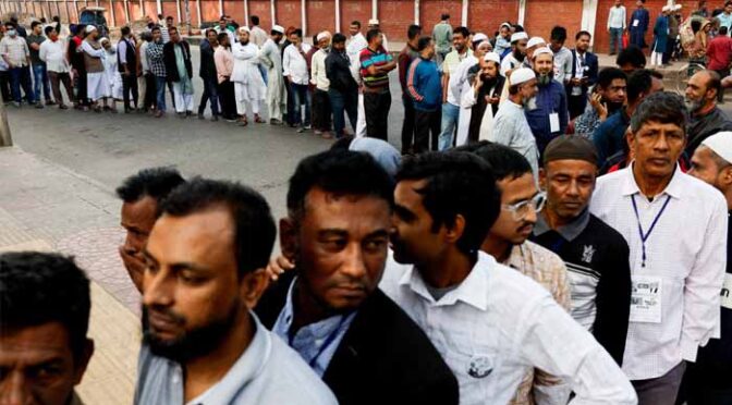 بنگلادیش میں عام انتخابات کیلئے ووٹنگ کا وقت ختم، بی این پی اور جماعت اسلامی میں کانٹےکا مقابلہ متوقع