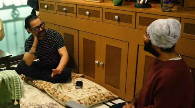 عامر خان کی اریجیت سے ملاقات، کیا سپر اسٹار نے گلوکار کو دوبارہ گانے کیلئے منالیا؟