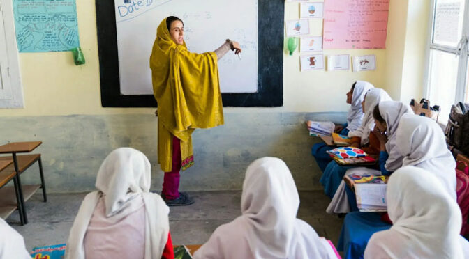 پنجاب کے سرکاری اسکولوں کو ٹھیکے پر دینے کا فیصلہ