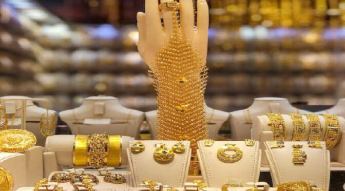 سونا خریدنا عوام کی پہنچ سے باہر، قیمت میں آج بھی اضافہ