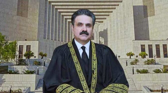 قومی ڈائیلاگ کمیٹی کا چیف جسٹس کے نام بانی پی ٹی آئی کو معالجین کی رسائی کیلئے خط