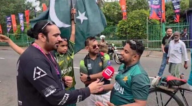 پاک بھارت ٹاکرا: کولمبو میں سٹیڈیم کے باہر گرین شرٹس کا راج