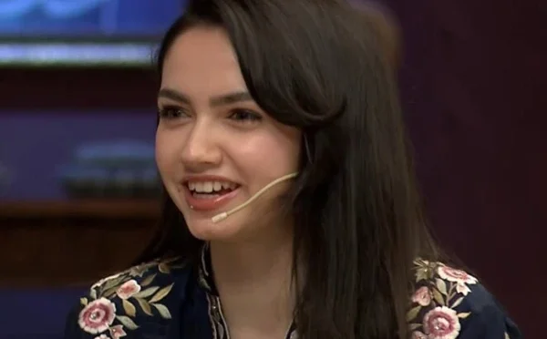 عمر کتنی ہے اور شناختی کارڈ کب بنے گا؟ عینا آصف کا بڑا انکشاف