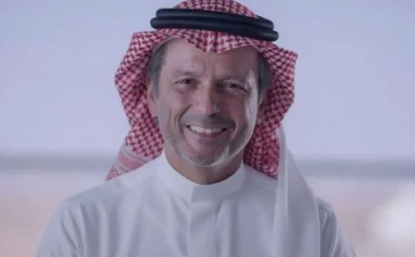 امریکی بزنس مین کا اسلام قبول کرنے کے بعد مسجد الحرام میں پہلا روزہ؛ ویڈیو شیئر کردی