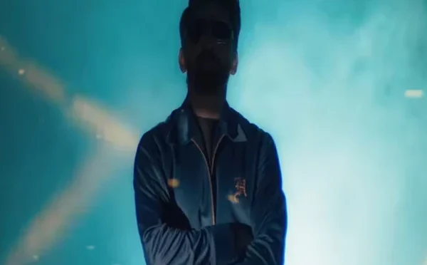 قومی ٹیسٹ کرکٹرفواد عالم نے گلوکاری کے میدان میں قدم رکھ دیا