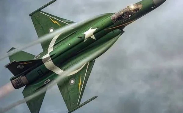 ورلڈ ڈیفنس شو 2026 میں پاک فضائیہ کے جے ایف-17 بلاک تھری اور سپر مشاق کی شرکت