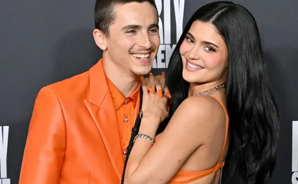 معروف اداکار نے کائیلی جینر کیساتھ شادی کا اشارہ دیدیا