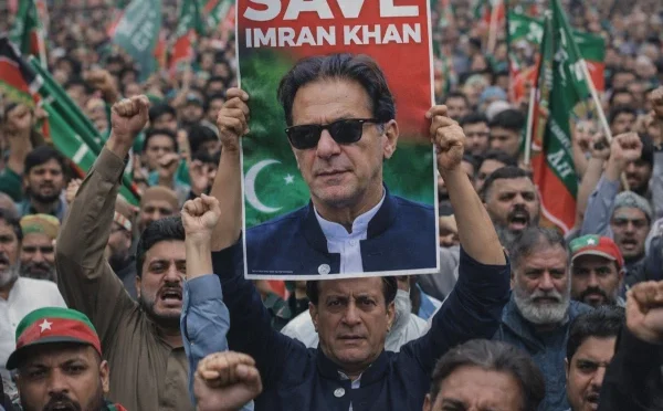پی ٹی آئی نے عمران خان کی صحت سے متعلق احتجاج کی کال دے دی