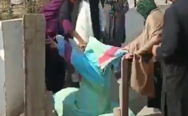 راولپنڈی: عمران خان کی بہن نورین نیازی نالے میں گرگئیں