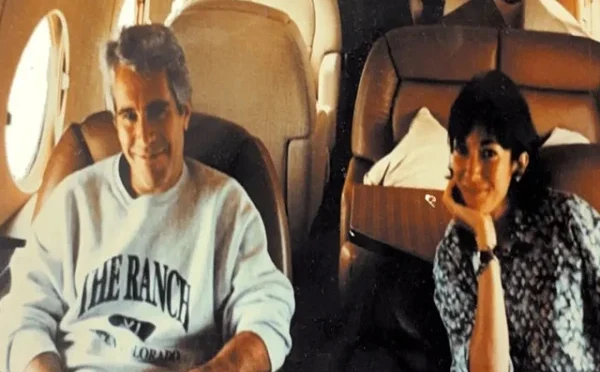 ایپسٹین کا لڑکیوں کی اسمگلنگ کیلیے برطانوی فضائیہ کے ایئربیس کا استعمال؛ ہوشربا انکشاف