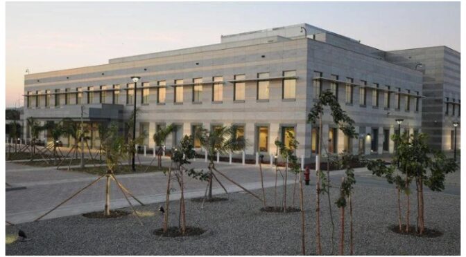 پاکستان میں امریکی سفارتخانے نے آج ویزوں اور امریکن سٹیزن سروسز کی اپائنٹمنٹس منسوخ کردیں