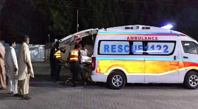 گوادر: مکران کوسٹل ہائی وے پر 2 گاڑیوں میں تصادم، 6 افراد جاں بحق