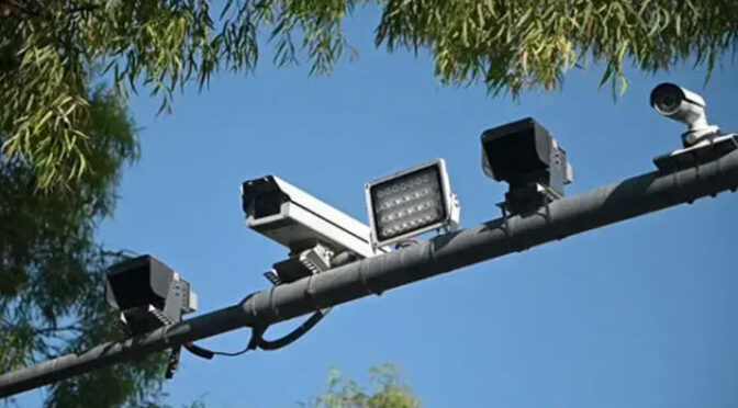 کراچی: ای چالان سسٹم میں بڑی خرابی کا بھانڈا عدالت میں پھوٹ گیا