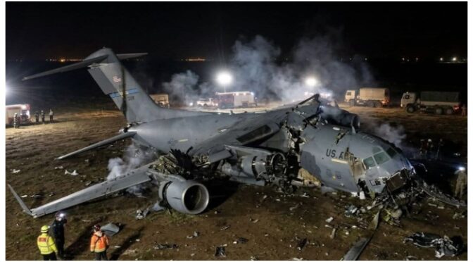 عراق میں گر کر تباہ ہونے والے امریکی جہاز حادثے میں 4 ہلاکتوں کی تصدیق